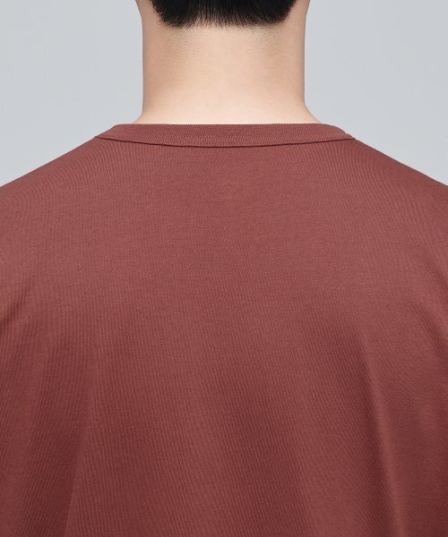 MUSINSA STANDARD（ムシンサスタンダード）の「リラックスフィットクルーネックTシャツ[ブリックレッド]（Tシャツ/カットソー・メンズ・その他・SMALL/MEDIUM/LARGE/X-LARGE/XX-LARGE/XXX-LARGE）」の5枚目の写真