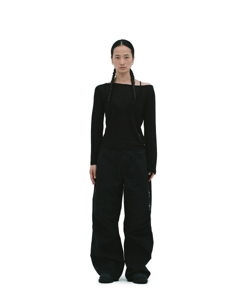 DEFGARMENTS（デフグラメンツ）の「STUD PARACHUTE PANTS [BLACK]（その他パンツ・レディース・その他・X-SMALL/SMALL/MEDIUM/LARGE）」の21枚目の写真