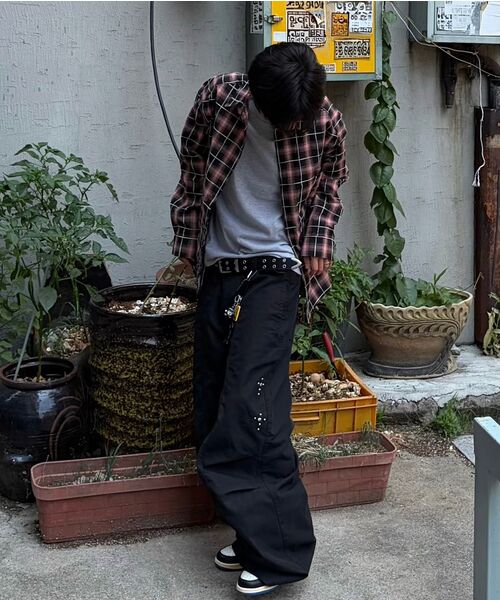 DEFGARMENTS（デフグラメンツ）の「STUD PARACHUTE PANTS [BLACK]（その他パンツ・レディース・その他・X-SMALL/SMALL/MEDIUM/LARGE）」の15枚目の写真
