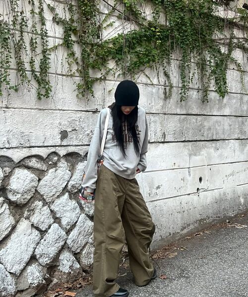 DEFGARMENTS（デフグラメンツ）の「STUD PARACHUTE PANTS [BLACK]（その他パンツ・レディース・その他・X-SMALL/SMALL/MEDIUM/LARGE）」の20枚目の写真