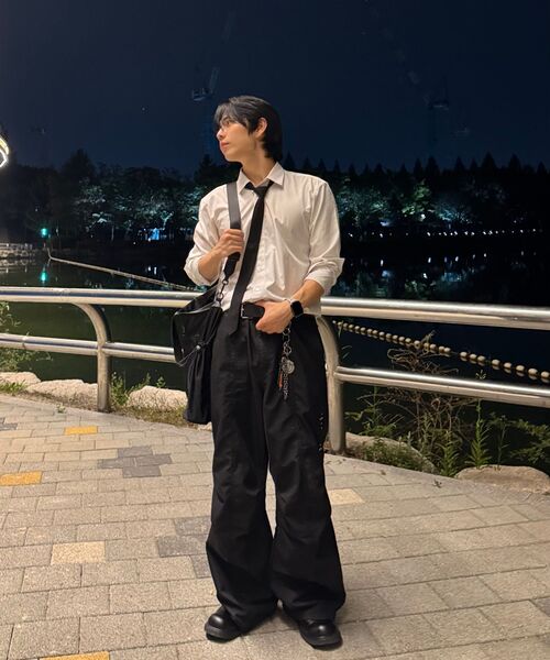 DEFGARMENTS（デフグラメンツ）の「STUD PARACHUTE PANTS [BLACK]（その他パンツ・レディース・その他・X-SMALL/SMALL/MEDIUM/LARGE）」の6枚目の写真