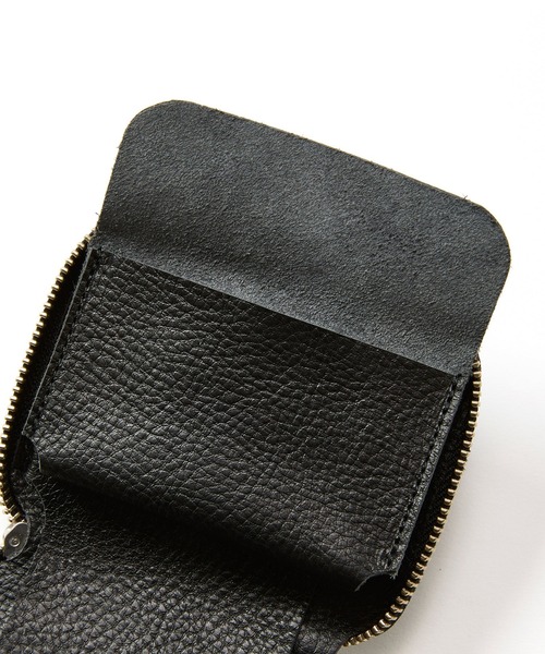 CALEE キャリー レザー ウォレット 財布 スタッズ チャーム付き CALEE キャリー レザー ウォレット 財布 スタッズ チャーム付き