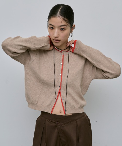 AIC.(エーアイシー)の「カラーコンビネーションニットカーディガン(カーディガン/ボレロ・レディース・ベージュ/グレー/アイボリー・FREE)」の7枚目の写真