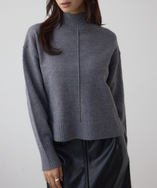 AZUL by moussy（アズールバイマウジー）の「アソートカラーハイネックニットトップス（ニット/セーター・レディース・ブルー/杢グレー/アイボリー/ブラック/レッド・FREE）」の4枚目の写真