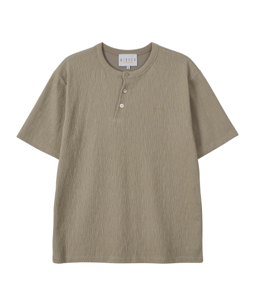 MIDSUN(ミッドサン)の「Giovane Slant Henley Neck-Beige(Tシャツ/カットソー・レディース・その他・MEDIUM/LARGE)」の2枚目の写真