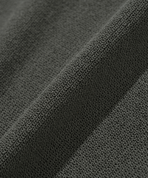 KNITTED(ニッティド)の「クールエバー ヘンリーネック 半袖ニット チャコール(ニット/セーター・レディース・その他・LARGE/X-LARGE/MEDIUM)」の6枚目の写真