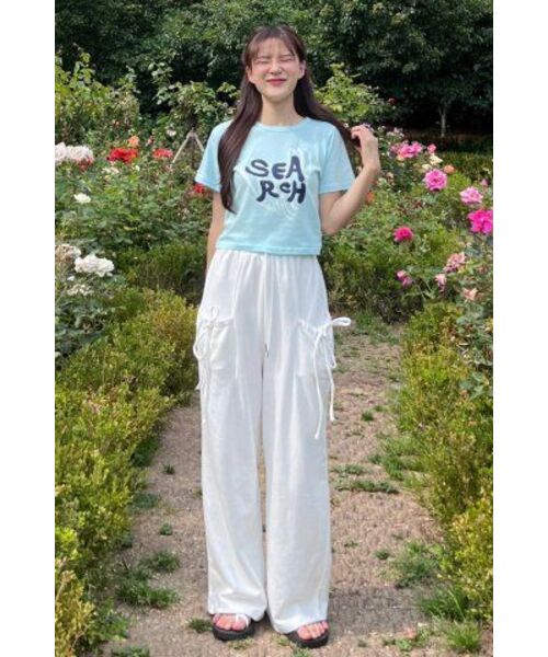 SEARCH410(サーチ410)の「ハートレタリングクロップTシャツブルー(Tシャツ/カットソー・レディース・その他・FREE)」の3枚目の写真