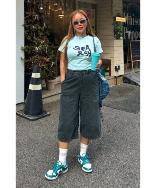 SEARCH410(サーチ410)の「ハートレタリングクロップTシャツブルー(Tシャツ/カットソー・レディース・その他・FREE)」の5枚目の写真
