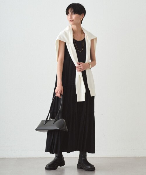 LOUNGEDRESS（ラウンジドレス）の「サテンティアードキャミワンピース（ワンピース・レディース・ネイビー/ベージュ/モスグリーン/オフホワイト/ブラック・SMALL/LARGE/MEDIUM）」の14枚目の写真