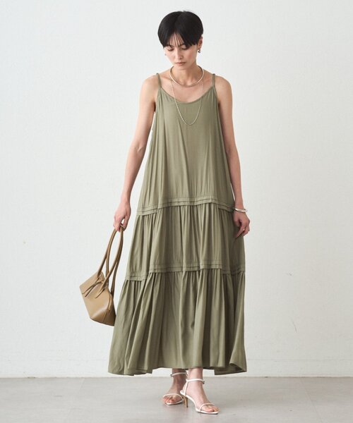 Loungedress ラウンジドレス サテンティアードキャミワンピース