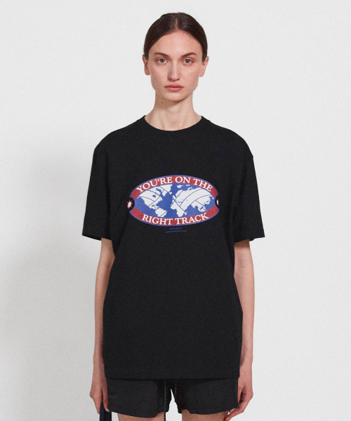MENASOO（ミナス）の「Right Track T Shirt_Black（Tシャツ/カットソー・レディース・ブラック・1/2/3）」の2枚目の写真
