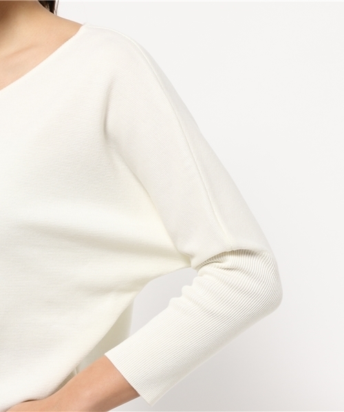 URBAN RESEARCH(アーバンリサーチ)の「UR ミラノリブドルマンニット(ニット/セーター・レディース・オフホワイト/グレー/イエロー/ライトブルー・FREE)」の10枚目の写真