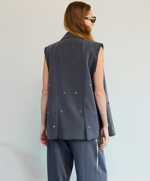 MAISON SPECIAL（メゾンスペシャル）の「Eyelet Over Gilet/アイレットオーバージレ（ベスト・レディース・グレー・FREE）」の5枚目の写真