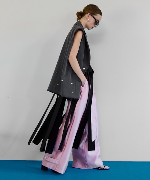 MAISON SPECIAL（メゾンスペシャル）の「Eyelet Over Gilet/アイレットオーバージレ（ベスト・レディース・グレー・FREE）」の9枚目の写真