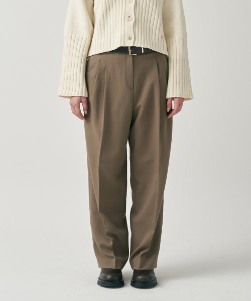 MOTT（モット）の「ウールステッチスラックス - カーキベージュ（スラックス・レディース・その他・SMALL/MEDIUM/LARGE）」の2枚目の写真