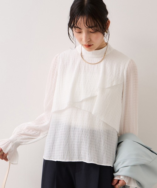 VIS（ビス）の「アシンメトリーティアードブラウス（シャツ/ブラウス・レディース・ホワイト/キナリ/チャコールグレー・FREE）」の2枚目の写真
