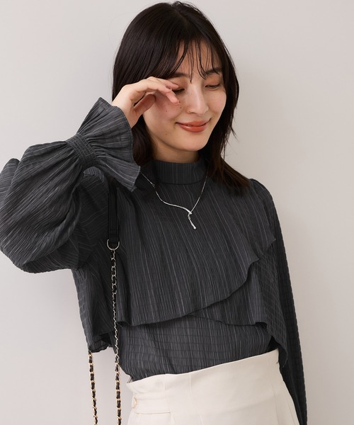 VIS（ビス）の「アシンメトリーティアードブラウス（シャツ/ブラウス・レディース・ホワイト/キナリ/チャコールグレー・FREE）」の3枚目の写真