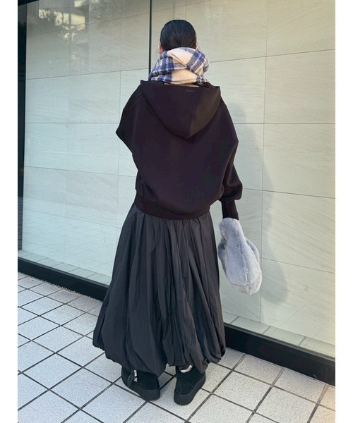 emmi(エミ)の「ダンボールフーディ×スカートセット(ワンピース・レディース・ホワイト/ライトグレー/ブラック・0/1)」の10枚目の写真