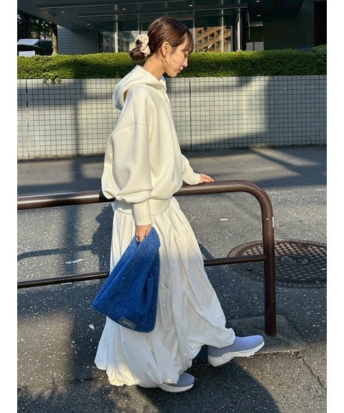 emmi(エミ)の「ダンボールフーディ×スカートセット(ワンピース・レディース・ホワイト/ライトグレー/ブラック・0/1)」の16枚目の写真