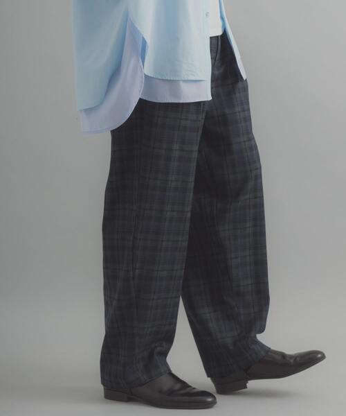 SENSE OF PLACE by URBAN RESEARCH（センスオブプレイスバイアーバンリサーチ）の「チェックバレルレッグワイドパンツ（その他パンツ・メンズ・ネイビー/ブラウン・MEDIUM/LARGE）」の2枚目の写真