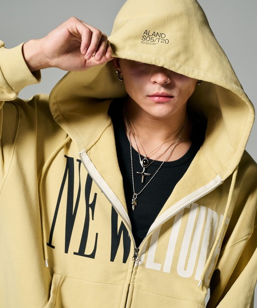 ALAND（エーランド）の「【UNISEX】ALAND／アソートプリントパーカー（ウラケ）（パーカー・レディース・グレー/イエロー/ネイビー/ブラック・MEDIUM/LARGE）」の4枚目の写真