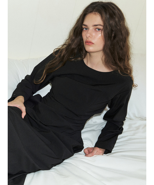 ETMON(エトモン)の「Side Tuck Shirring Dress, Black(ワンピース・レディース・その他・S/M)」の3枚目の写真