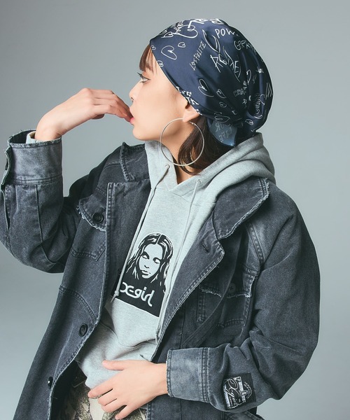 X-girl（エックスガール）の「GRAFFITI SCARF（バンダナ/スカーフ・レディース・ブラック/ホワイト・ONE SIZE）」の18枚目の写真