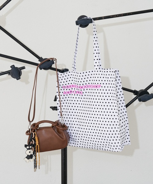 CIAOPANIC TYPY（チャオパニックティピー）の「:カラバリ豊富！A4サイズ収納可能！アソートロゴBAG（トートバッグ・レディース・グリーン/ピンク/ホワイト/ブラウン/ネイビー/オフホワイト・ONE SIZE）」の16枚目の写真