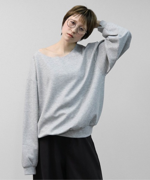 THE CELL.(ザセルドット)の「ボートネック ルーズサイズ ボンディングスウェット BOAT NECK LOOSE-FIT BONDING SWEATSHIRT(スウェット・レディース・グレー/アイボリー・FREE)」の12枚目の写真