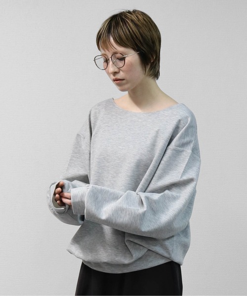 THE CELL.(ザセルドット)の「ボートネック ルーズサイズ ボンディングスウェット BOAT NECK LOOSE-FIT BONDING SWEATSHIRT(スウェット・レディース・グレー/アイボリー・FREE)」の13枚目の写真