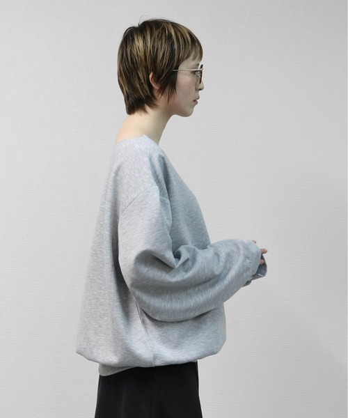 THE CELL.(ザセルドット)の「ボートネック ルーズサイズ ボンディングスウェット BOAT NECK LOOSE-FIT BONDING SWEATSHIRT(スウェット・レディース・グレー/アイボリー・FREE)」の14枚目の写真