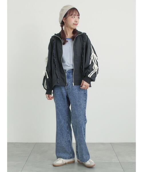 Samansa Mos2(サマンサ モスモス)の「フリルトラックジャケット(ノーカラージャケット・レディース・サックスブルー/ブラック/オフホワイト・F)」の13枚目の写真