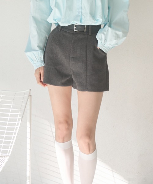 Nadana（ナダナ）の「ベルト付きショートパンツ（その他パンツ・レディース・チャコールグレー/ブラック/ブラウン・SMALL/MEDIUM）」の19枚目の写真