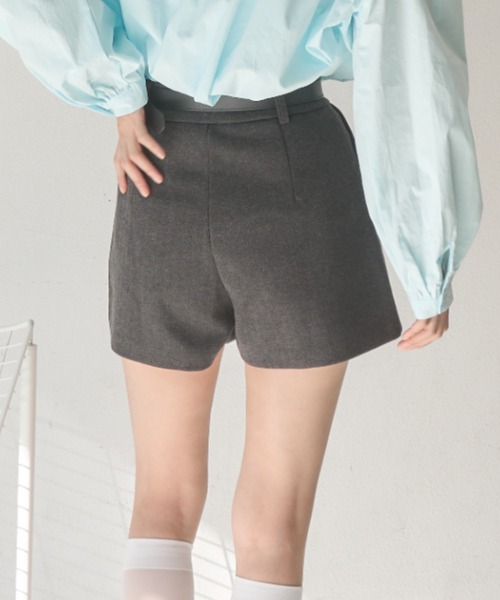 Nadana（ナダナ）の「ベルト付きショートパンツ（その他パンツ・レディース・チャコールグレー/ブラック/ブラウン・SMALL/MEDIUM）」の22枚目の写真