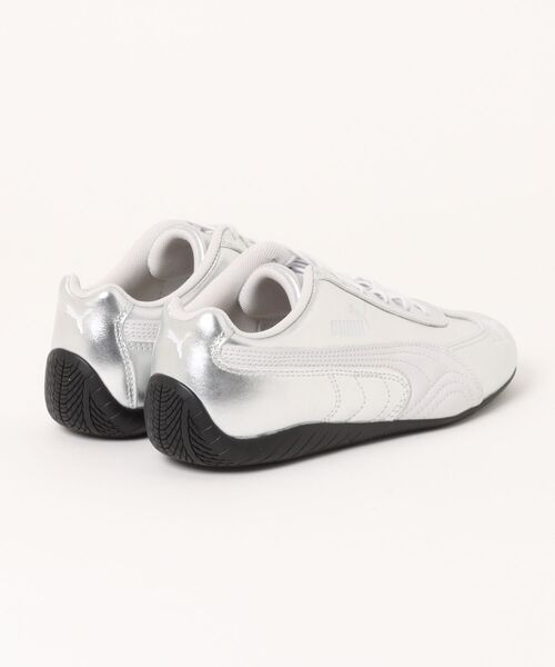 PUMA(プーマ)の「PUMA/プーマ ロープロファイルスニーカー SPEEDCAT SILVER WNS スピードキャット 406881(スニーカー・レディース・シルバー・23.0cm/24.0cm/25.0cm/23.5cm/24.5cm)」の7枚目の写真