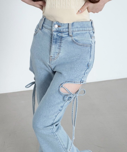 WEGO(ウィゴー)の「WEGO/【26年春夏新作】カットアウトリボンストレッチフレアデニムパンツ(デニムパンツ・レディース・コバルトブルー/スカイブルー/ブラック系2/ブラック系その他・SMALL/MEDIUM)」の16枚目の写真