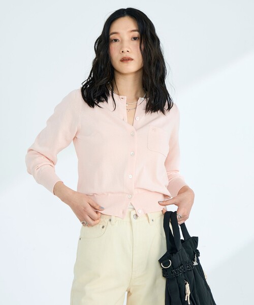 fredy emue(フレディエミュ)の「FR刺繍コットン混BASICカーディガン(カーディガン/ボレロ・レディース・ネイビー/ブラウン/ベビーピンク/オフホワイト・38)」の4枚目の写真