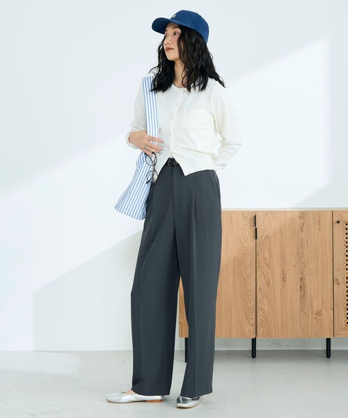 fredy emue(フレディエミュ)の「FR刺繍コットン混BASICカーディガン(カーディガン/ボレロ・レディース・ネイビー/ブラウン/ベビーピンク/オフホワイト・38)」の6枚目の写真