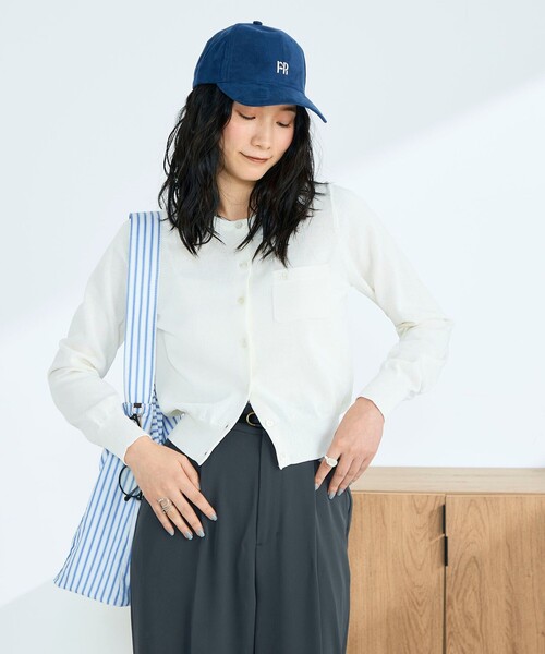fredy emue(フレディエミュ)の「FR刺繍コットン混BASICカーディガン(カーディガン/ボレロ・レディース・ネイビー/ブラウン/ベビーピンク/オフホワイト・38)」の9枚目の写真