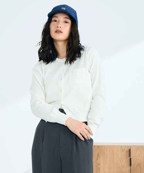 fredy emue(フレディエミュ)の「FR刺繍コットン混BASICカーディガン(カーディガン/ボレロ・レディース・ネイビー/ブラウン/ベビーピンク/オフホワイト・38)」の13枚目の写真