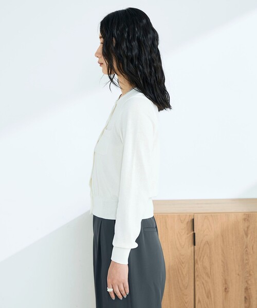 fredy emue(フレディエミュ)の「FR刺繍コットン混BASICカーディガン(カーディガン/ボレロ・レディース・ネイビー/ブラウン/ベビーピンク/オフホワイト・38)」の15枚目の写真