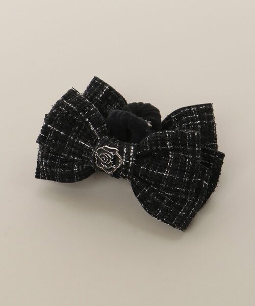 MAJESTIC LEGON(マジェスティックレゴン)の「モチーフ付きツイードバレッタ(バレッタ/ヘアクリップ・レディース・ブラック/アイボリー・FREE)」の8枚目の写真