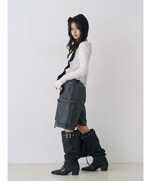 jouetie(ジュエティ)の「カーゴカプリパンツ ハーフパンツ(カーゴパンツ・レディース・ブラック/カーキ・MEDIUM)」の4枚目の写真