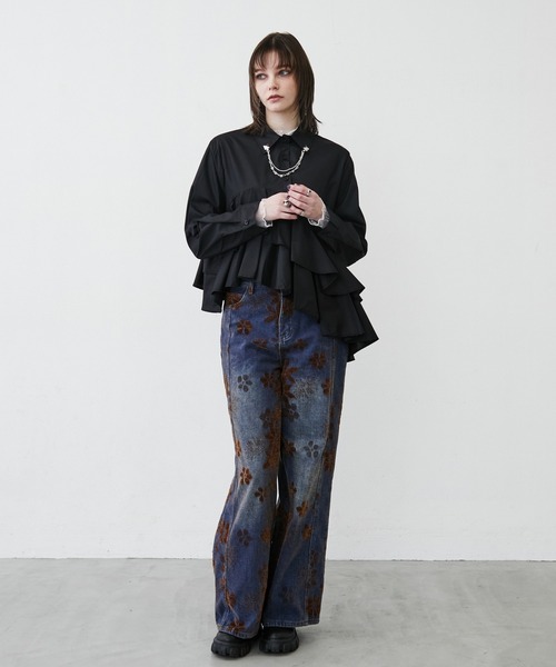 MONOe(モノエ)の「【主役級フリル】ダブルフリルアシンメトリーシャツブラウス(シャツ/ブラウス・レディース・ブラック/ホワイト・FREE)」の15枚目の写真