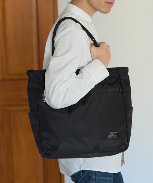 GUSCIO UOMO（グッシオ ウォーモ）の「【グッシオ　ウォーモ】ナイロントートバッグ　撥水　軽量　通学（ビジネスバッグ・メンズ・ネイビー/カーキ/ブラック・FREE）」の4枚目の写真