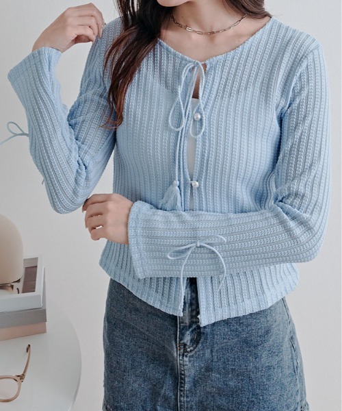 kirakiraShop(キラキラショップ)の「透かし編み リブ リボン タッセル カーディガン(カーディガン/ボレロ・レディース・ブラック/ブルー/ホワイト/イエロー・FREE)」の17枚目の写真