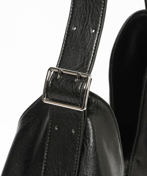 LEPSIM（レプシィム）の「2WAYビッグショルダー　643375（ショルダーバッグ・レディース・ブラック/ライトブラウン・ONE SIZE）」の10枚目の写真