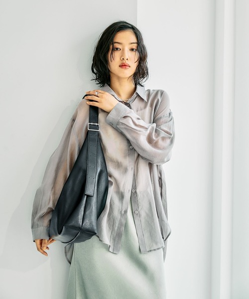 LEPSIM(レプシィム)の「2WAYビッグショルダー 643375(ショルダーバッグ・レディース・ブラック/ライトブラウン・ONE SIZE)」の22枚目の写真