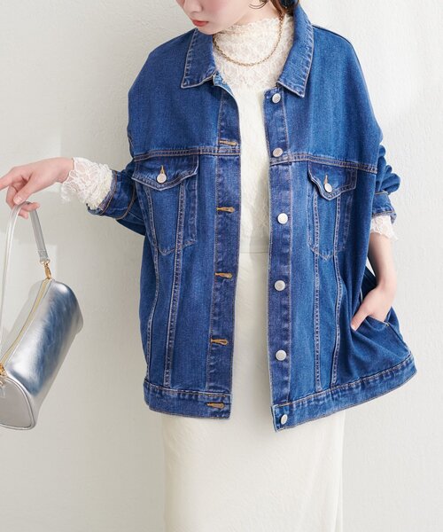 natural couture(ナチュラルクチュール)の「ビッグシルエットデニムジャケット(デニムジャケット・レディース・ブラック/インディゴブルー/ブルー・FREE)」の12枚目の写真