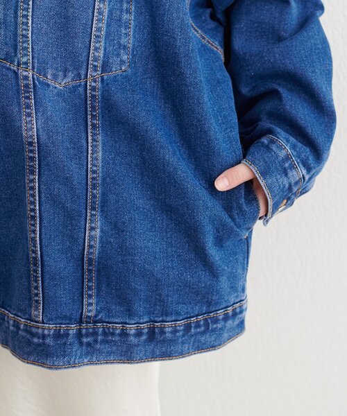 natural couture(ナチュラルクチュール)の「ビッグシルエットデニムジャケット(デニムジャケット・レディース・ブラック/インディゴブルー/ブルー・FREE)」の21枚目の写真